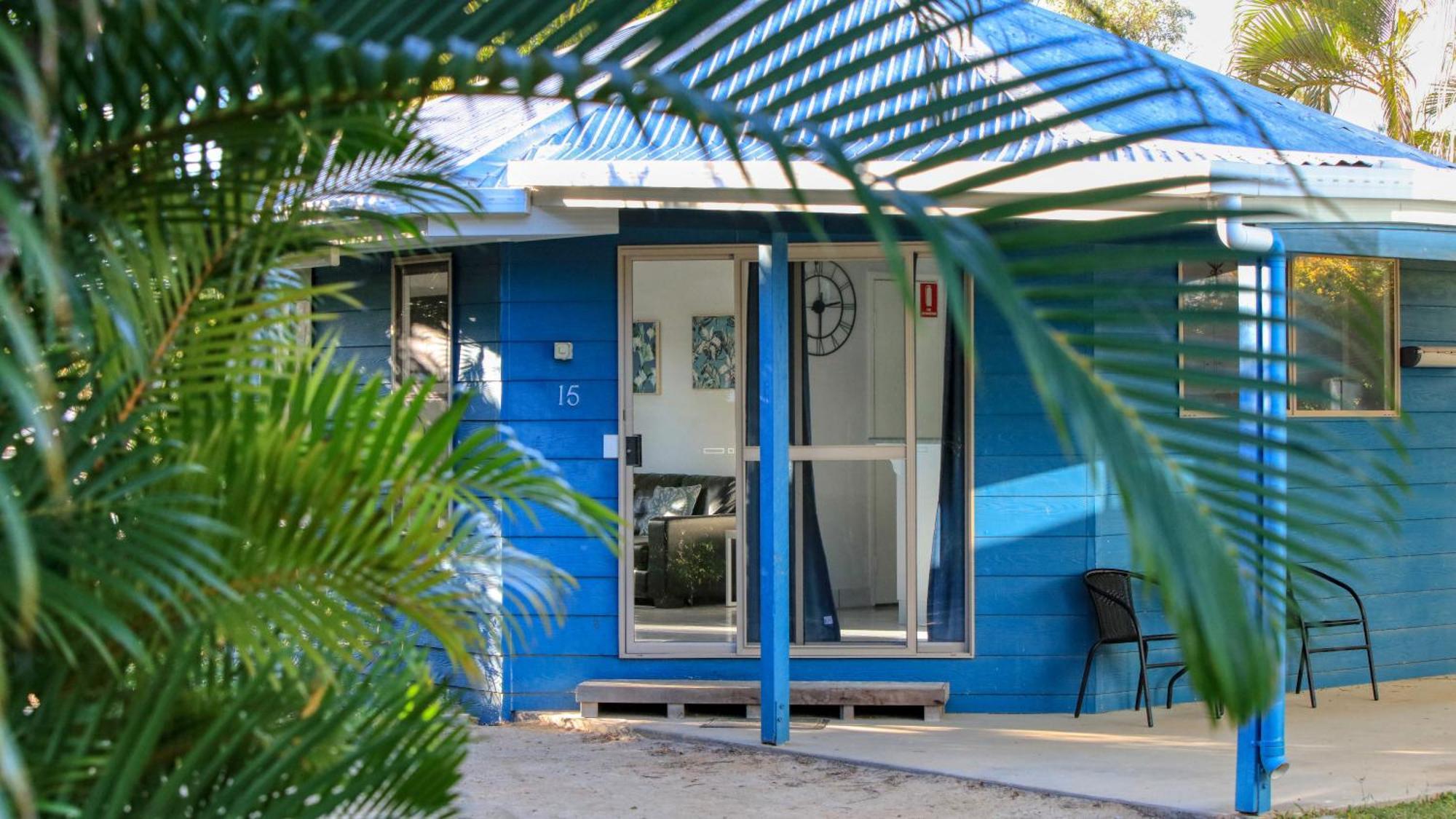 Boyne Island Motel And Villas エクステリア 写真